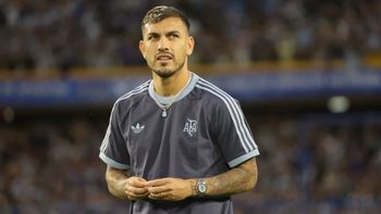 el inesperado gesto de leandro paredes que ¿lo acerca a boca? el inesperado gesto de leandro paredes que ¿lo acerca a boca?