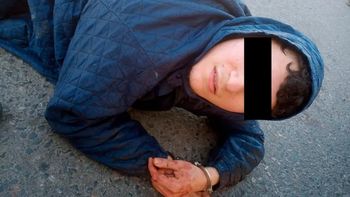 El increíble intento de fuga del ex cadete que mató a un hombre e hirió a 5 chicos en una combi en Santa Fe