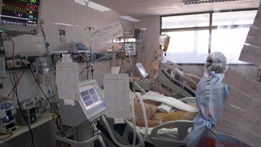 Más de 70 mil muertes por COVID-19: en abril, falleció una persona cada 5 minutos