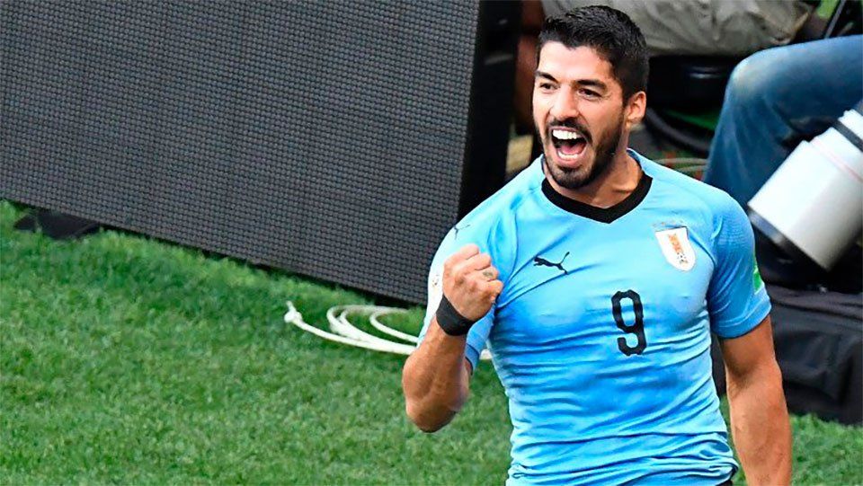 Con gol de Suárez, Uruguay le ganó a Arabia Saudita y clasificó a octavos