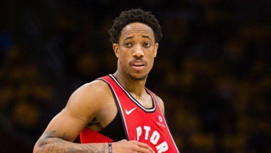 DeRozan: “Admiro a Ginóbili desde hace mucho tiempo y me gustaría aprender de él”