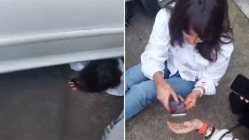 Insólito accidente: una mujer fue aplastada por su propio auto y sobrevivió de milagro. (Foto: captura de video) Insólito accidente: una mujer fue aplastada por su propio auto y sobrevivió de milagro. (Foto: captura de video)
