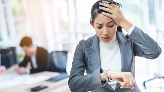 Psicología de la impuntualidad: lo que revela sobre tu personalidad