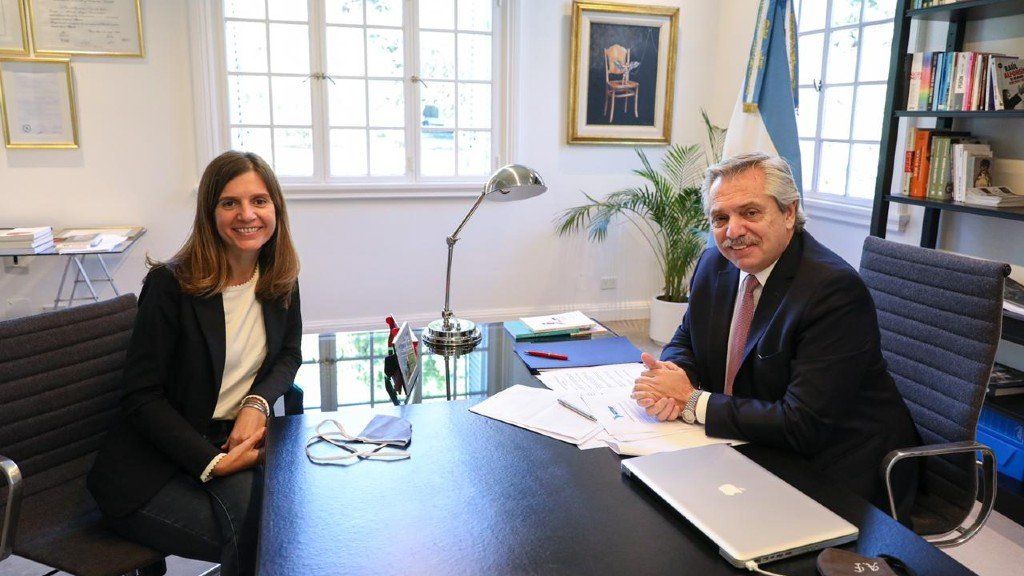 Salario familiar. María Fernanda Raverta y Alberto Fernández anunciaron un aumento (Foto: archivo).