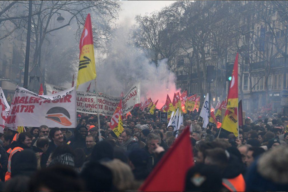 Huelga en Francia contra las medidas económicas del presidente Emmanuel Macron