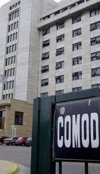 Ratificaron el procesamiento de la ministra de Educación de Santa Cruz por facturas truchas