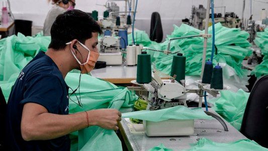 Según la CAME, tras 9 meses de caída la producción de pymes manufactureras creció 0,2% interanual en diciembre