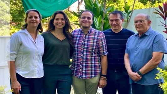 El gobierno de Donald Trump afirma haber rescatado a los asilados en la Embajada argentina en Venezuela