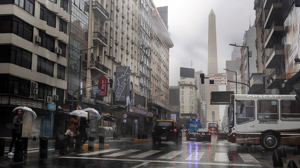 El día después del apagón, unos 10 mil usuarios todavía siguen sin luz