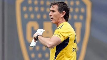 Bajas por lesión y una sorpresa: los convocados de Boca para el debut ante Riestra en la Bombonera