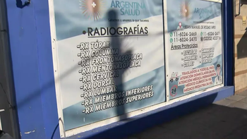 El escándalo de los médicos truchos de Argentina Salud suma 30 colegios y contratos por millones de pesos