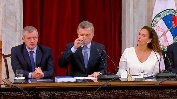 ¿Hay argentinos sin cloacas que se van de vacaciones?, la pregunta que se hacen en Twitter sobre el discurso de Macri