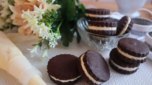 Receta de GALLETITAS OREO más saludables y caseras para tus hijos