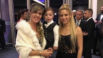 Shakira y la polémica en redes por su vestido para el casamiento de Messi