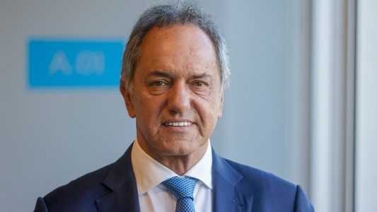 Daniel Scioli lanzó un llamativo spot de campaña inspirado en un clásico del cine