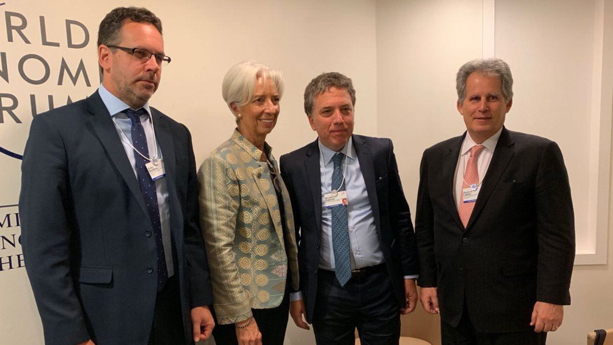 Comenzó la revisión del FMI que podría desbloquear otro desembolso de dinero