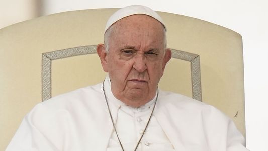 El Papa dejó sin sueldo y sin casa a un obispo estadounidense tildado de rebelde