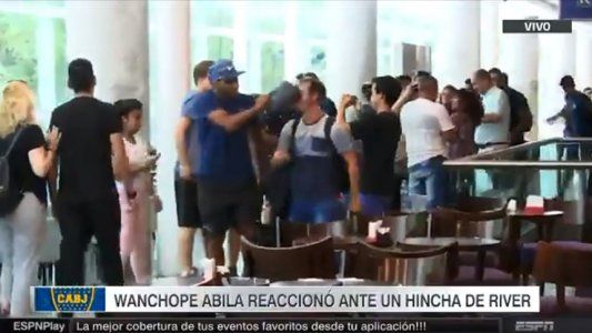 La inesperada reacción de Wanchope ante la cargada de un hincha de River