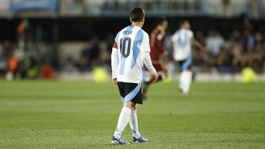 Con dos goles de Messi y uno de Lautaro Martínez, la Selección Argentina goleó a Venezuela