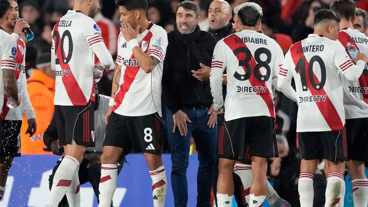 La inesperada decisión de Coudet en River tras la final perdida ante Belgrano