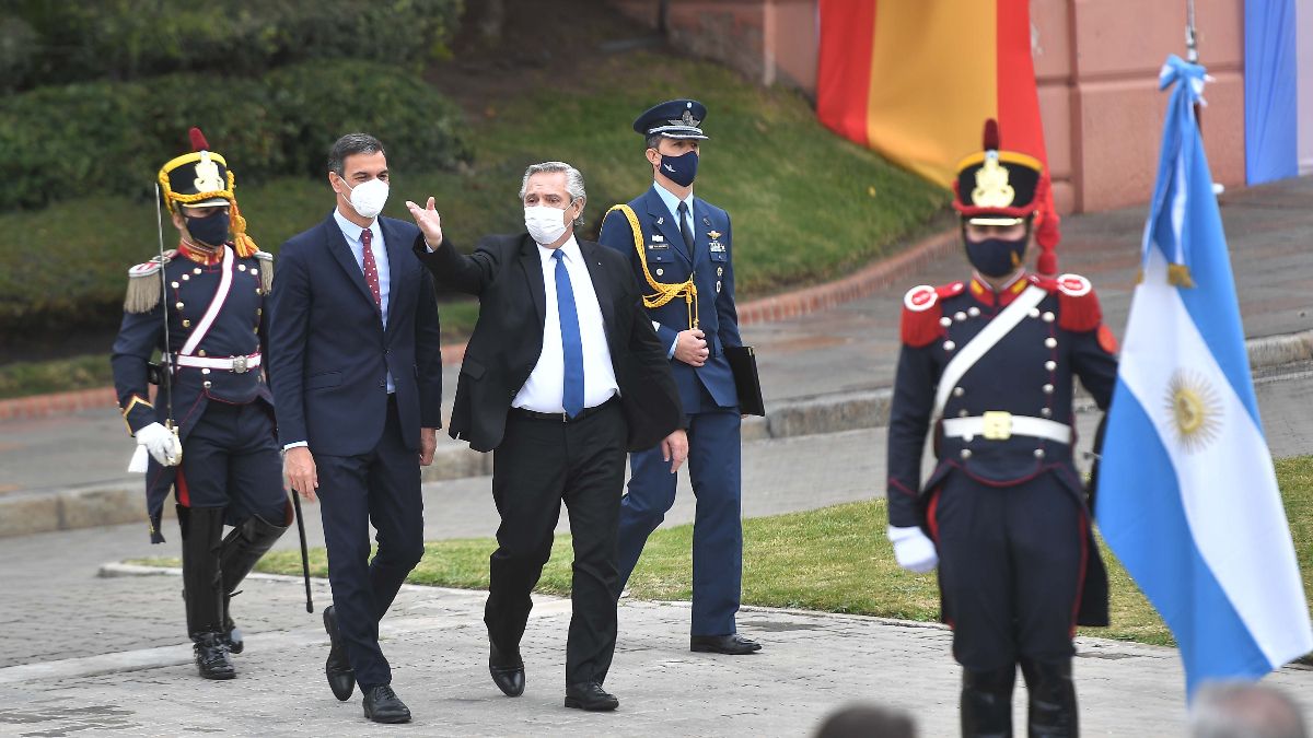 Alberto Fernández y Pedro Sánchez ofrecieron una conferencia de prensa en la Casa Rosada.