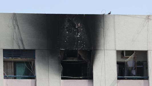 Feroz incendio causó la muerte de al menos 16 personas en un edificio residencial de Dubai