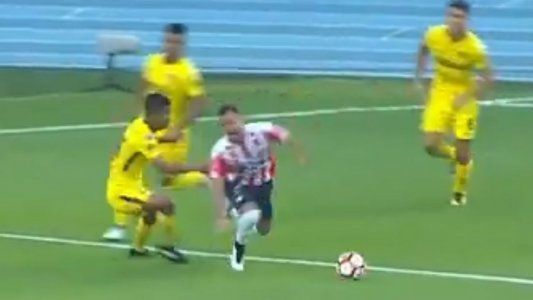 Boca-Junior: el video del polémico penal que le cobraron a los xeneizes y que Rossi atajó y le metieron el gol en el rebote