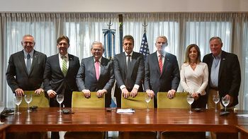 El acuerdo que busca Massa con EE.UU. para acceder a los dólares que los argentinos escondieron en el exterior