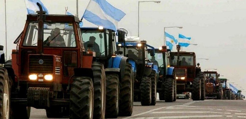 El campo convocó a un paro, pero hay conversaciones con el Gobierno para reabrir las exportaciones de maíz