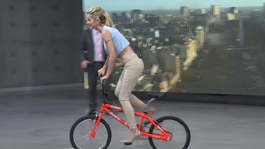 Mariela Fernández se cayó de la bicicleta en pleno estudio: tremendo golpe
