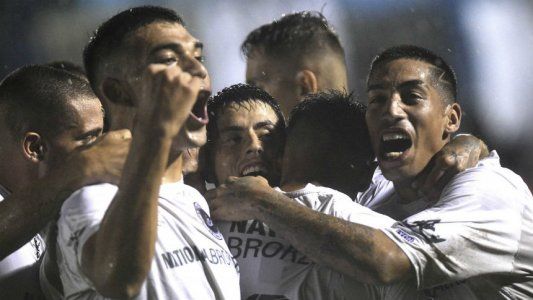 ¡Bombazo! Real Pilar eliminó a Vélez y es el primer equipo de la D que clasifica a 16avos de la Copa Argentina