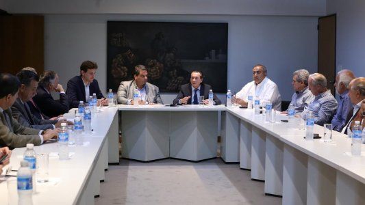 El Gobierno firmó el decreto del bono de $5000: algunas empresas podrán pagarlo en  más de 2 cuotas