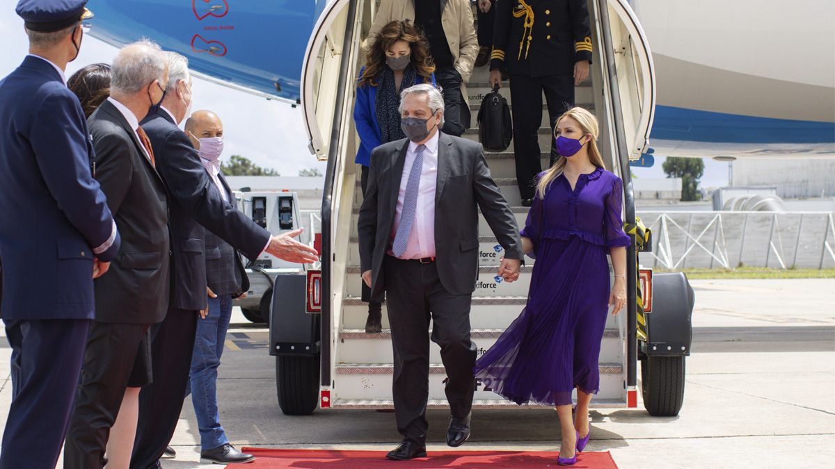 Gira oficial: Alberto Fernández arribó a Portugal