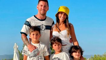Antonela Roccuzzo compartió una foto de Mateo Messi y sin querer expuso de qué club es hincha su hijo