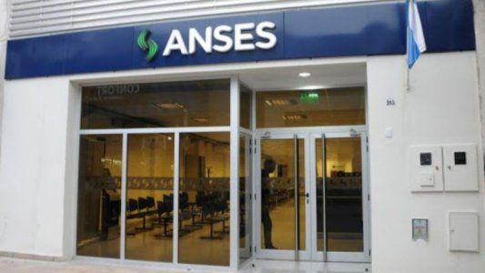 Jubilaciones, Pensiones, Tarjeta Alimentar: quiénes cobran esta semana asignaciones de Anses