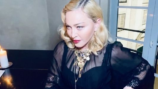 La foto semidesnuda de Madonna al borde de la censura en las redes