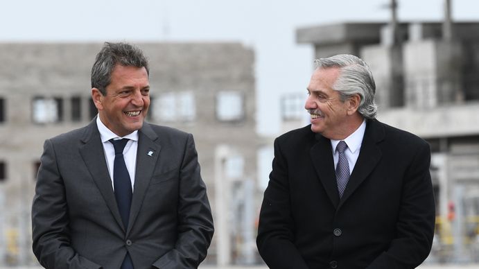 Antes de la veda para actos públicos, Alberto Fernández y Sergio Massa sellaron la unidad con elogios cruzados