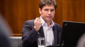 Créditos UVA vs. créditos tradicionales: polémica y duelo de economistas en las redes
