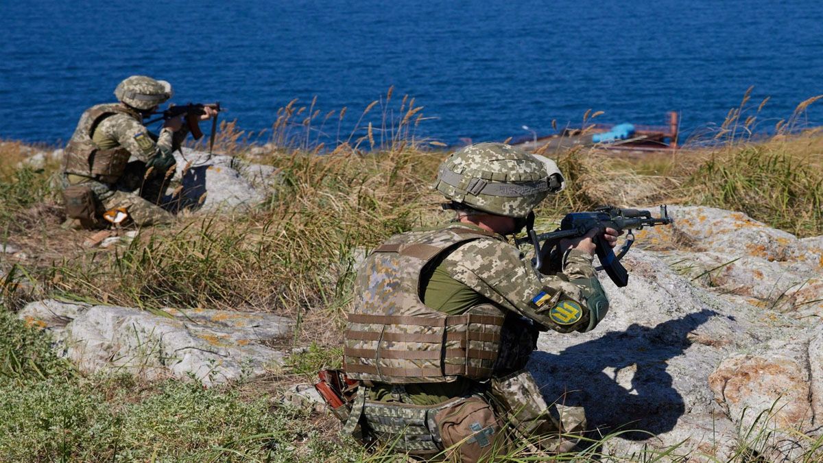 Tropas de Ucrania recuperaron el control de la Isla de las Serpientes en el Mar Negro (Foto: Gentileza Firstpost.com)