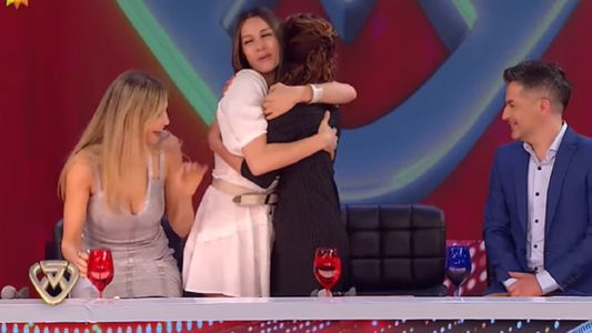 Pampita llegó tarde a La Academia: qué le pasó