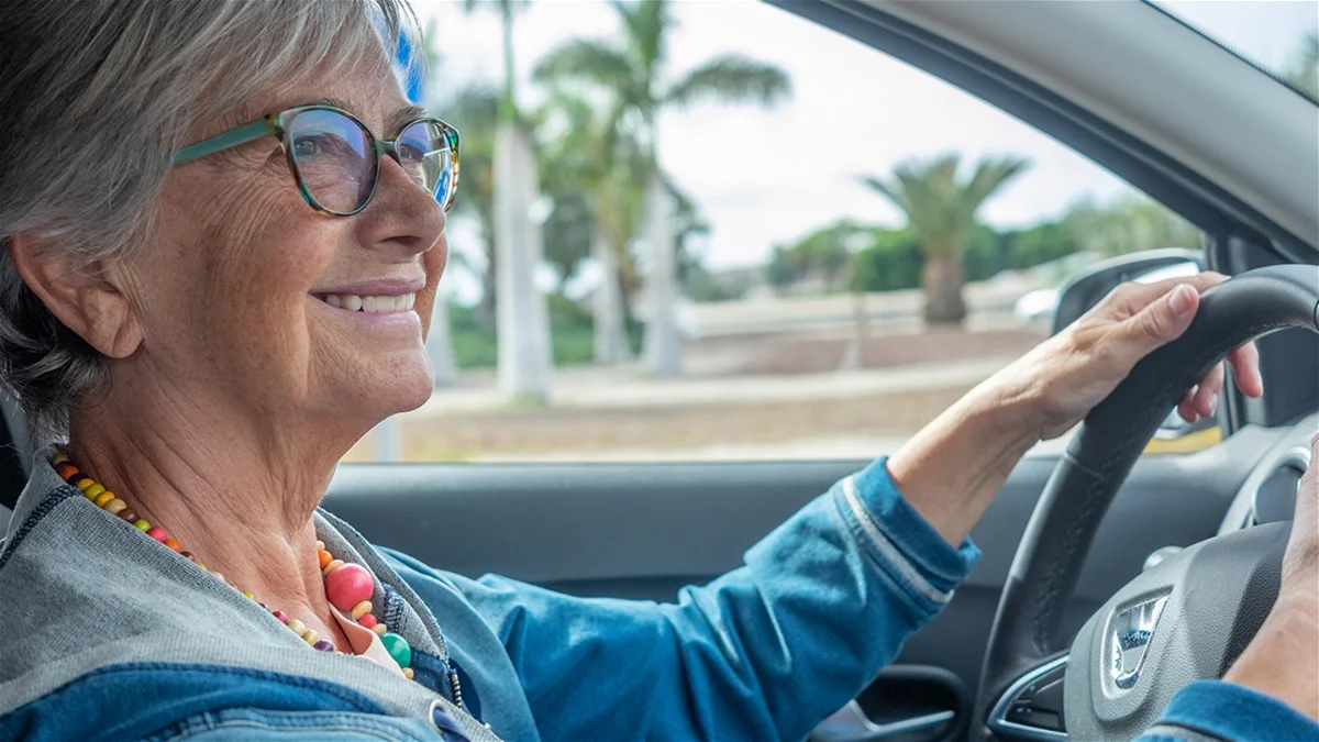 Licencia de conducir a los 65 años: por qué te pueden sacar el carnet Licencia de conducir a los 65 años: por qué te pueden sacar el carnet