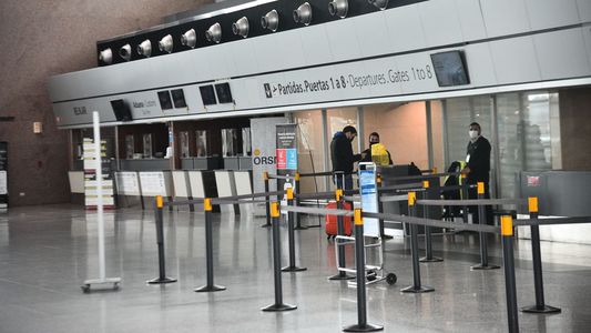 Financial Times: Los argentinos se mudan al extranjero a medida que la economía se deteriora