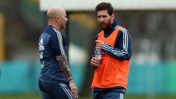 “Me preguntaste diez veces a quién poner y nunca te di un nombre”, la frase de Messi a Sampaoli en una reunión clave en pleno Mundial