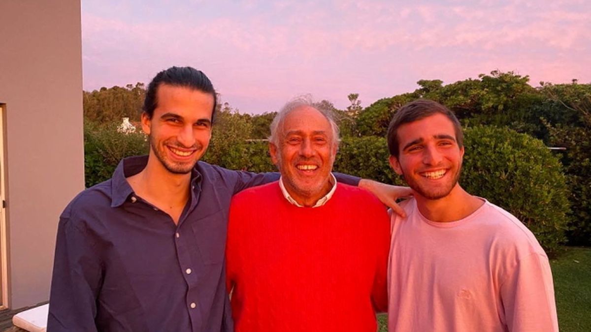 El empresario Gustavo Yankelevich comparti&oacute; orgulloso una postal con sus dos nietos varones, para saludar a Valent&iacute;n por sus 19 a&ntilde;os.&nbsp;