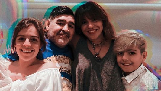 El dolor de Gianinna al recordar a Diego Maradona:  Necesito un abrazo tuyo