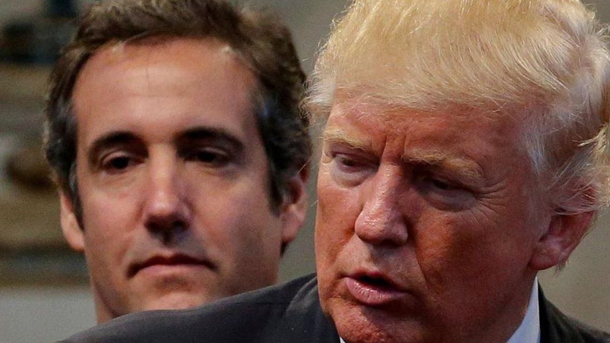 Donald Trump presentó una demanda multimillonaria contra su exabogado: ¿de qué lo acusa?