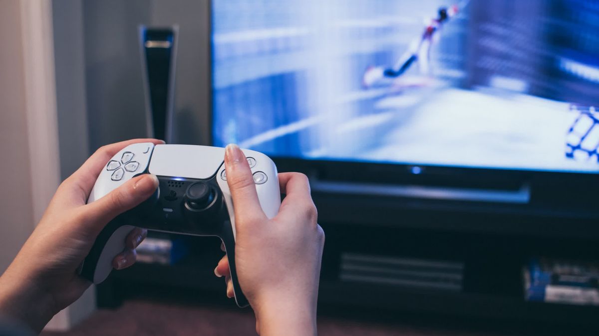 Los jugadores podr&aacute;n descargar, copiar y jugar juegos de PS5, de PS4 y aplicaciones de medios directamente desde el almacenamiento expandido de alta velocidad.