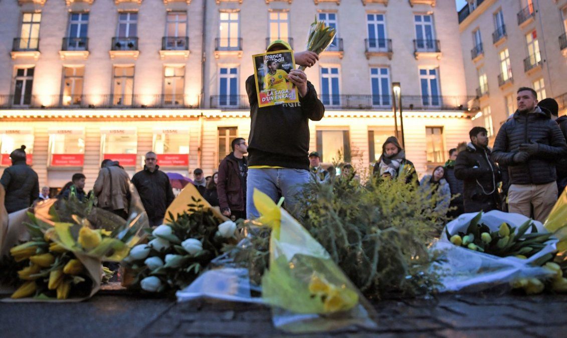 El desesperado pedido del padre de Emiliano Sala: Por favor no dejen de buscarlo