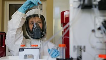 Un estudio revela que quienes recibieron la primera dosis de Sputnik V y tuvieron coronavirus generan más anticuerpos que los que completan la vacunación