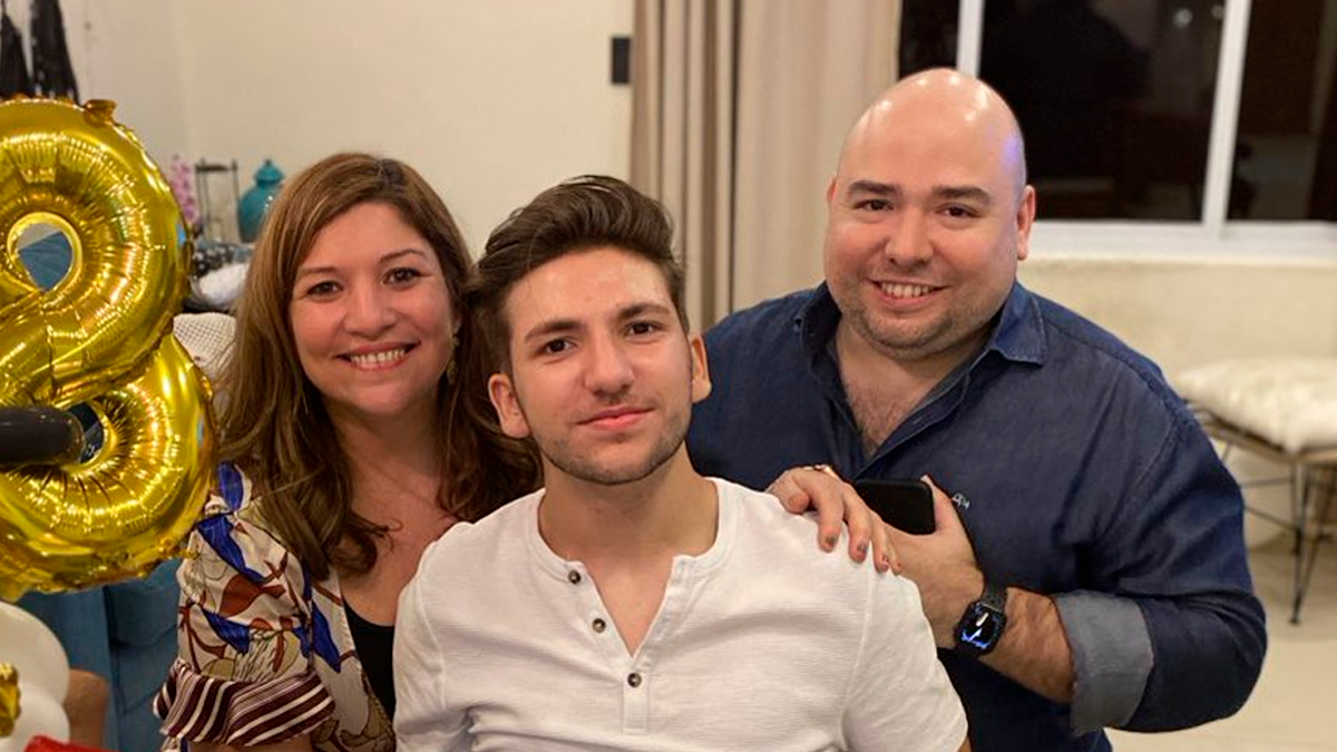 Nacho y su familia.png